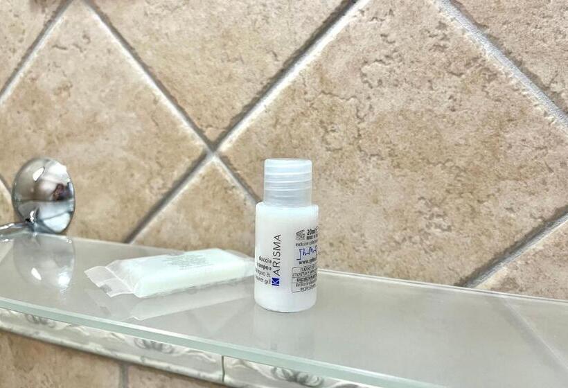 标准间带阳台, Agricantus 2000