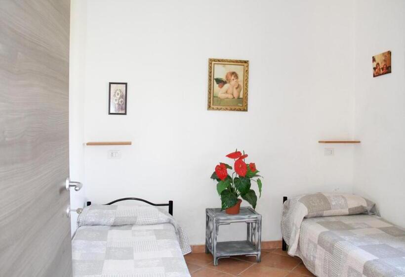 2间卧室的房子, Agricantus 2000