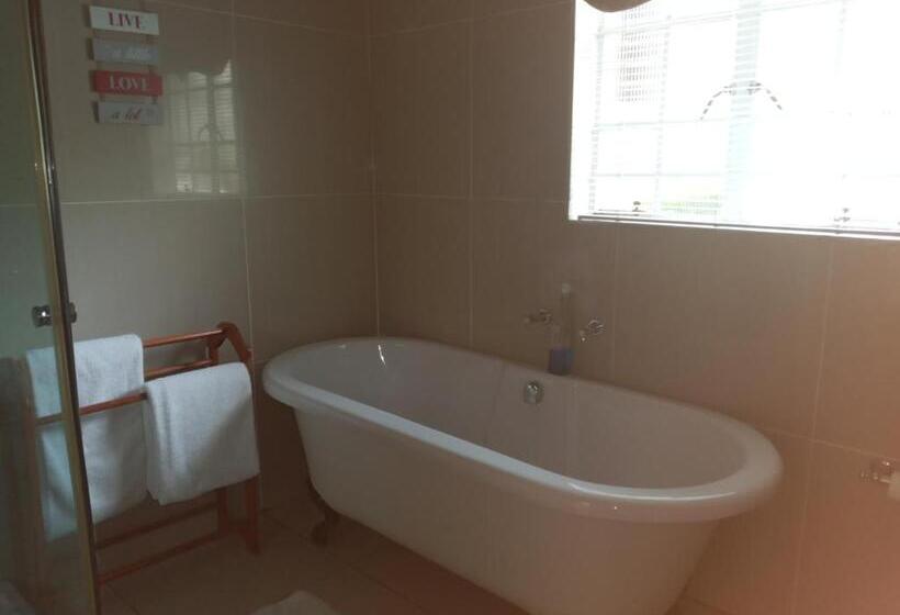 חדר דלוקס, 75 On Milner Lodge