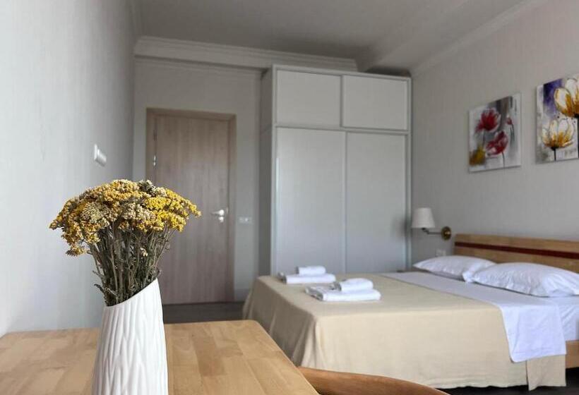 اتاق استاندارد با چشمانداز کوهستان, Begaso Family Winery