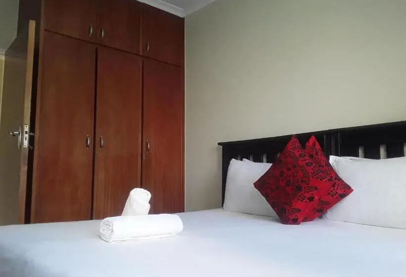 スタンダードルーム, Kuyasa Guesthouse