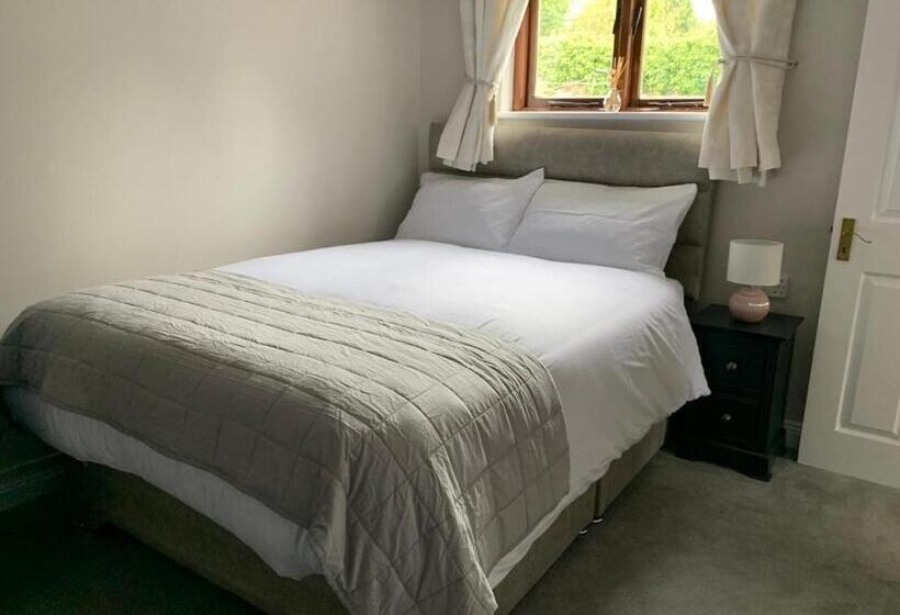 기본룸, Madelines Accommodation