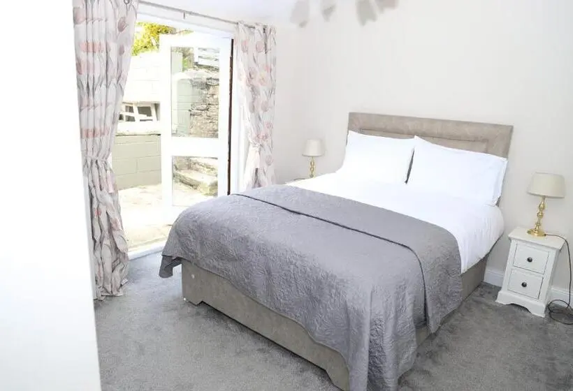 Suite Deluxe Llit King, Madelines Accommodation