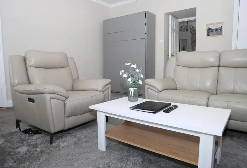 Suite Deluxe Llit King, Madelines Accommodation