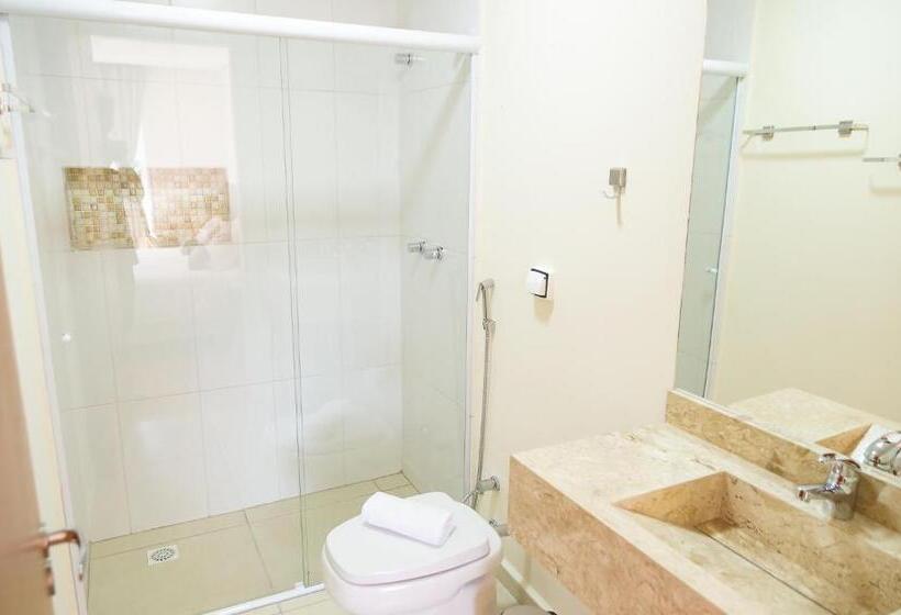 キングサイズベッドのスイートルーム, Village De Charme