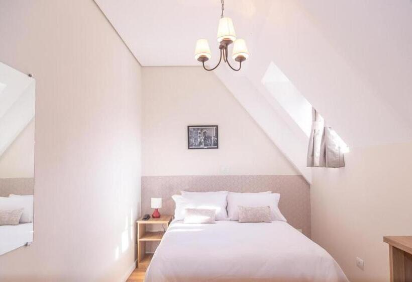 スイート, Village De Charme