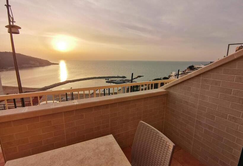 استودیوی استاندارد, Pensione La Torretta