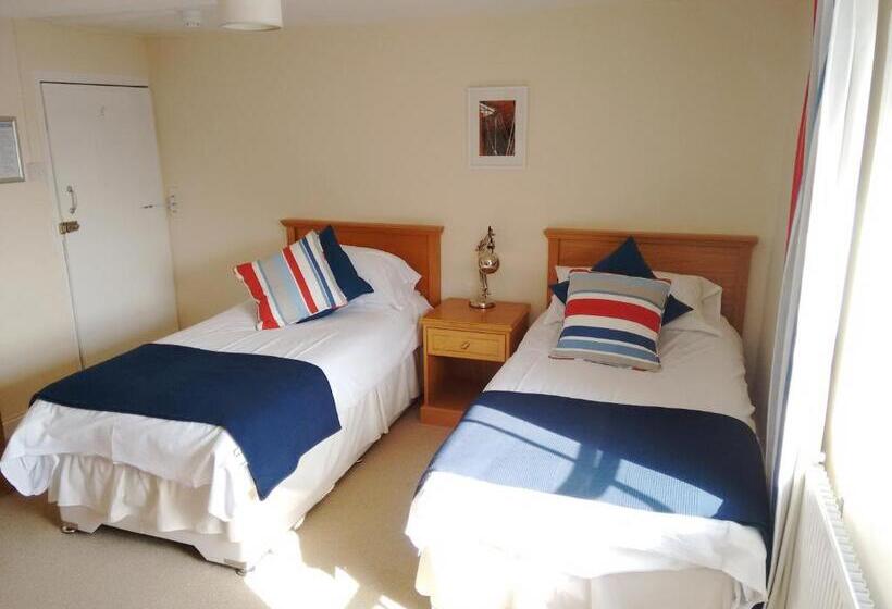 חדר סטנדרט חדר אמבטיה משותף, Itchenor Sailing Club