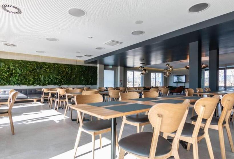 Номер Deluxe, Am Sonnenlandpark