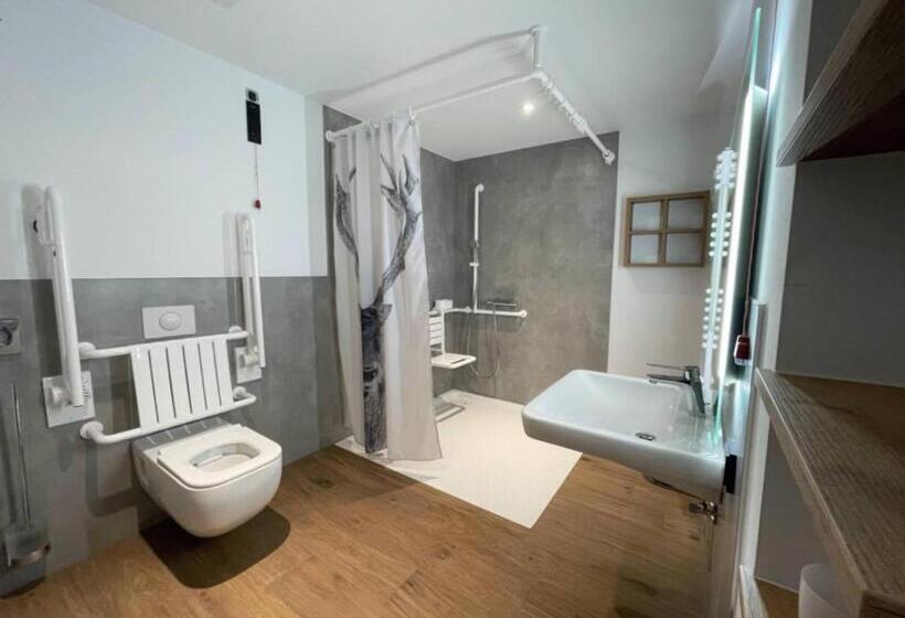 Quarto Deluxe, Am Sonnenlandpark