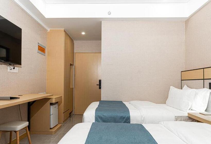 חדר סטנדרט נוף לעיר, Ark