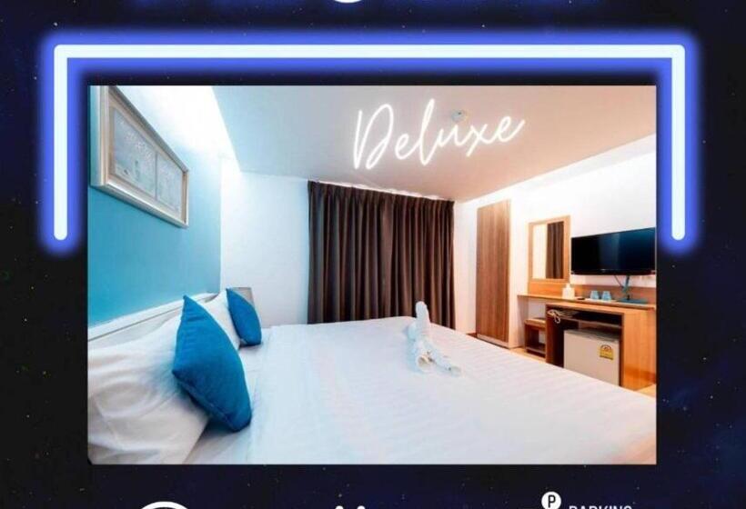 デラックスルーム, By Dee At Jomtien