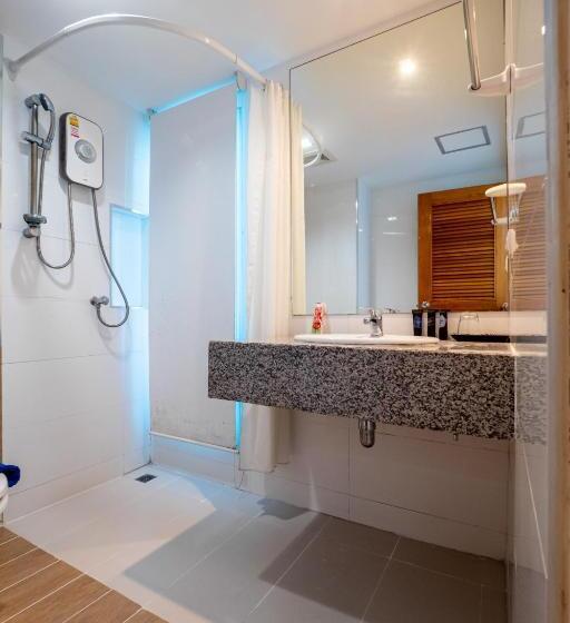 Quarto Deluxe, By Dee At Jomtien