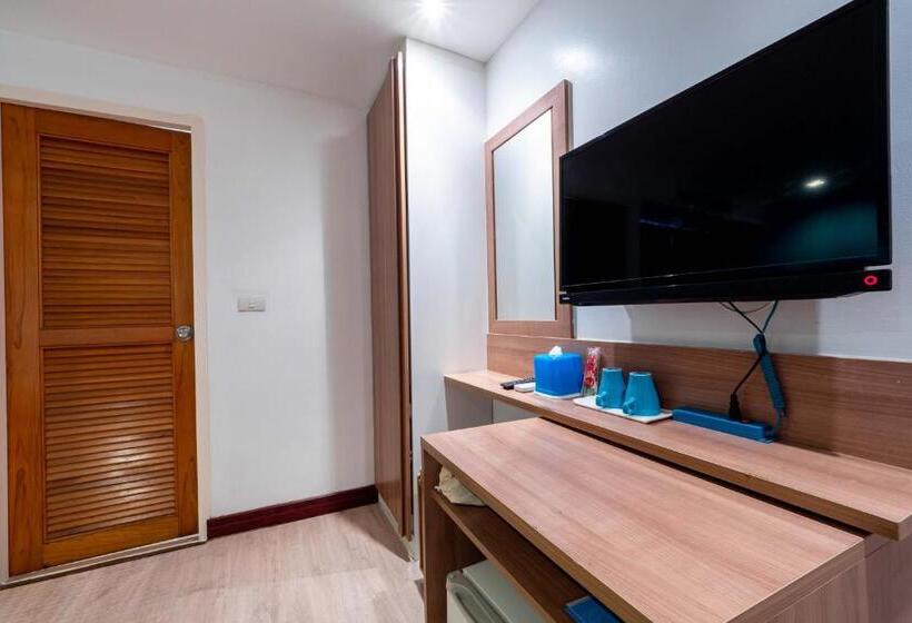 デラックスルーム, By Dee At Jomtien