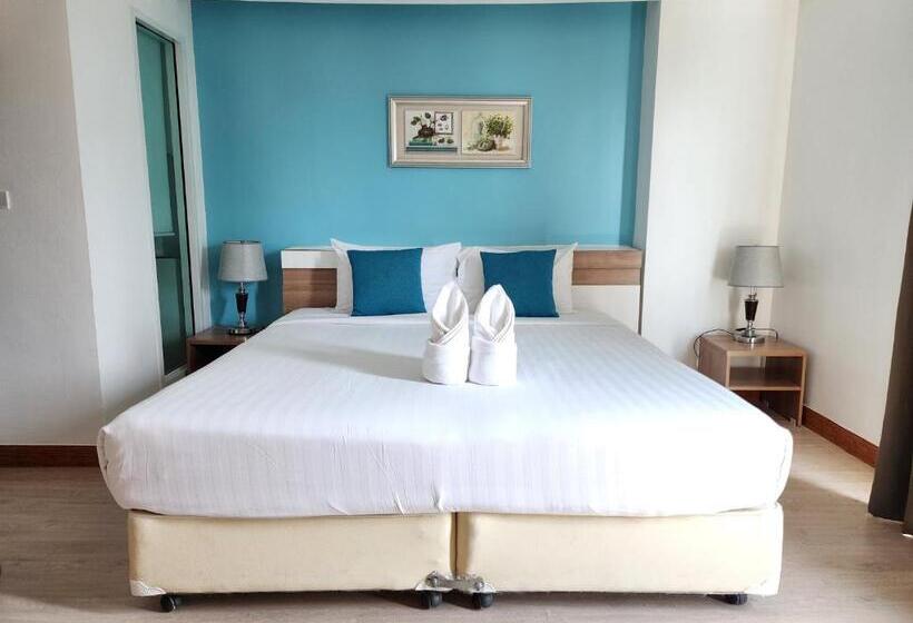 デラックスルーム, By Dee At Jomtien