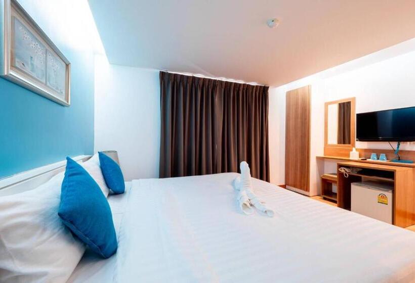 Quarto Deluxe, By Dee At Jomtien