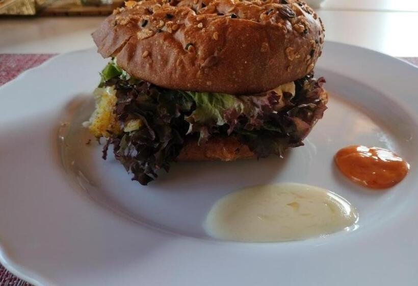 1 Sovrums Villa Trädgårdsutsikt, King S Landing, An Indigenous Experience