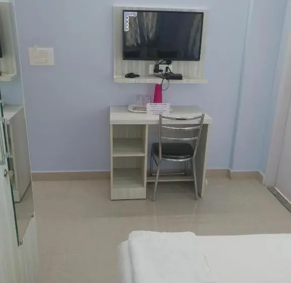 バルコニー付きスタンダードルーム, Sai Inn Mysore