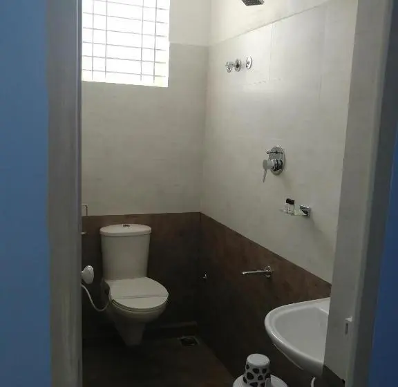 バルコニー付きスタンダードルーム, Sai Inn Mysore
