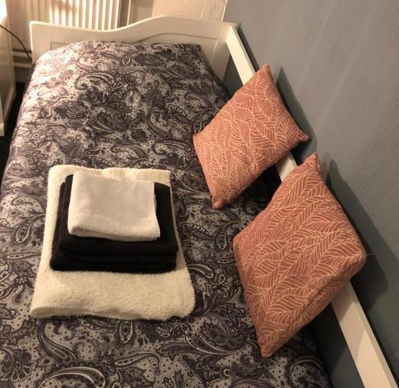 חדר דלוקס, De Lariks