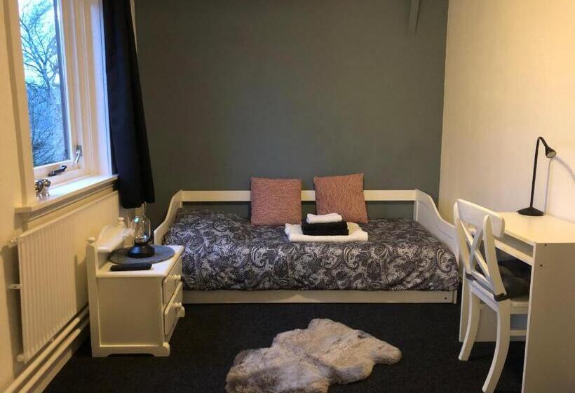 חדר דלוקס, De Lariks