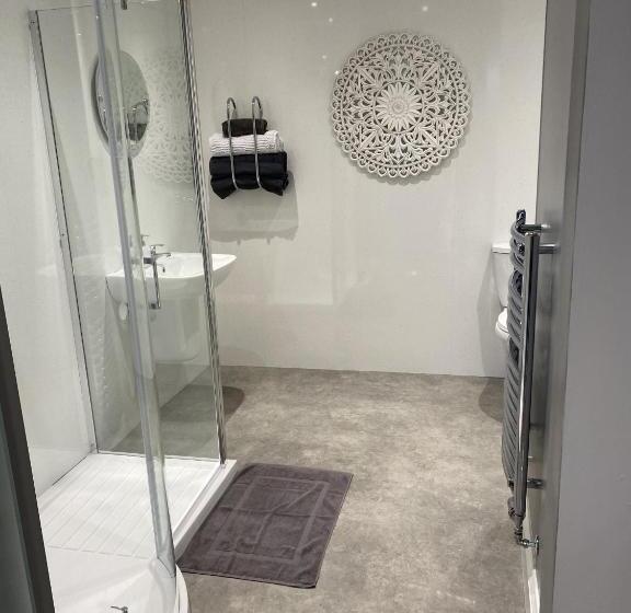 キングサイズベッドのスタンダードルーム, The Roxburgh Guest Accommodation