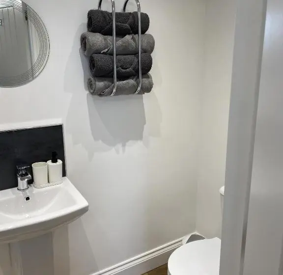 キングサイズベッドのスイートルーム, The Roxburgh Guest Accommodation