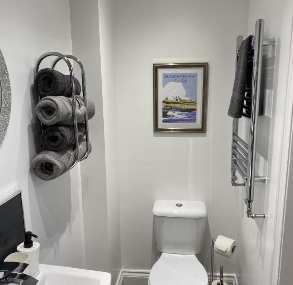 キングサイズベッドのスイートルーム, The Roxburgh Guest Accommodation