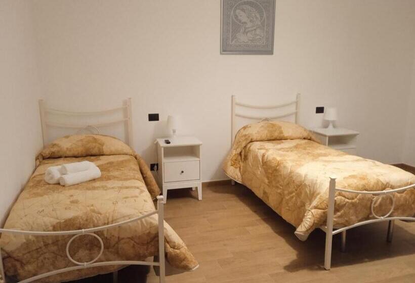 غرفة قياسية, Bed And Breakfast Il Sole  Cinquefrondi