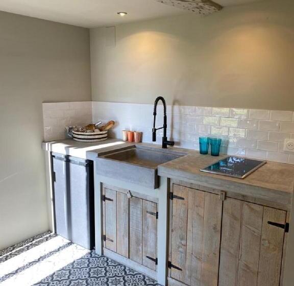 庭の見える1ベッドルームアパートメント, Domaine Le Petit Hameau