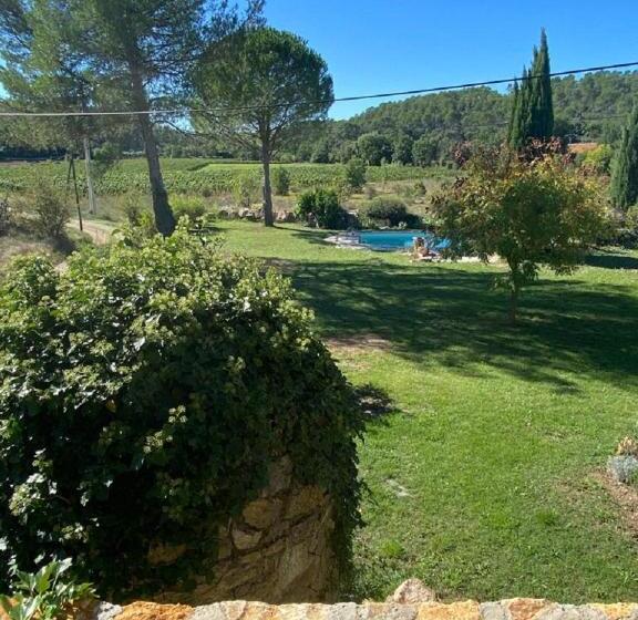Apartamento 1 Dormitório Vista Jardim, Domaine Le Petit Hameau