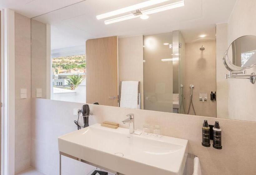 سوییت جونیور, Eurostars Portico Alicante