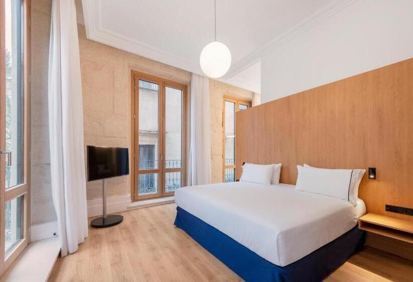 سوییت جونیور, Eurostars Portico Alicante