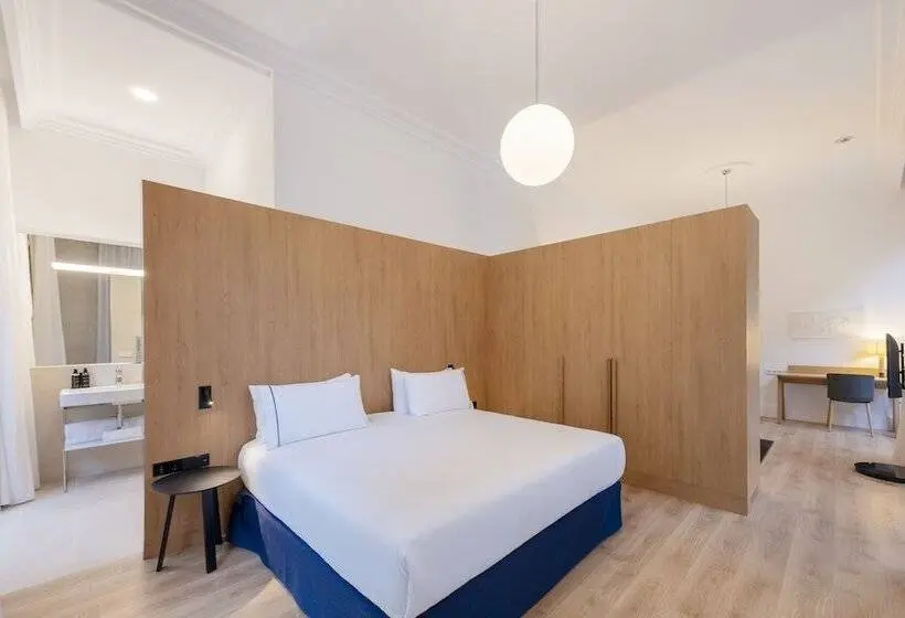 سوییت جونیور, Eurostars Portico Alicante