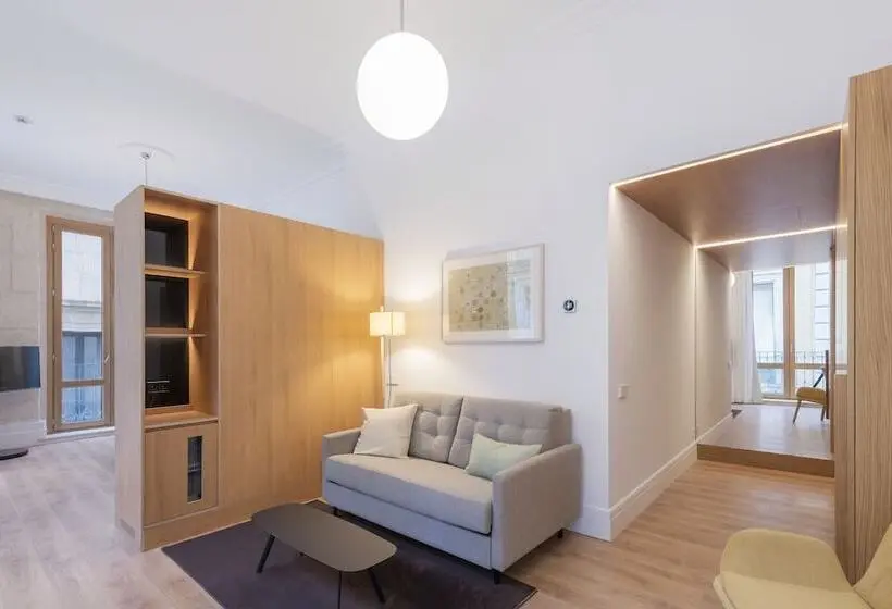سوئیت جونیور با تراس, Eurostars Portico Alicante