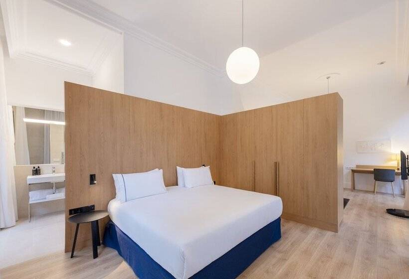 سوئیت جونیور با تراس, Eurostars Portico Alicante