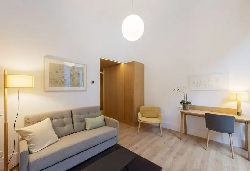 سوئیت جونیور با تراس, Eurostars Portico Alicante