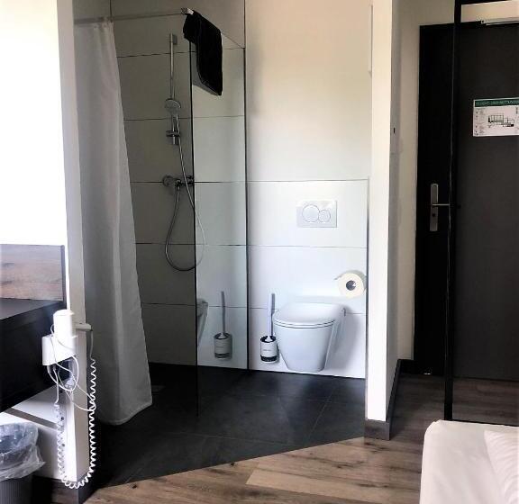 Номер Стандарт Индивидуальный, Kapelle