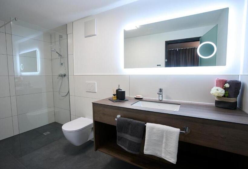 Номер Стандарт, Kapelle