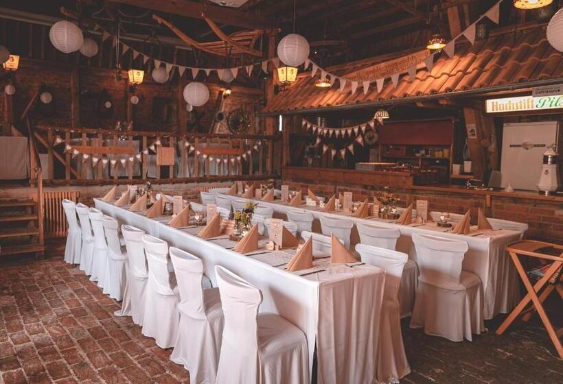 身障者適用キングサイズベッドルーム, Landhaus Rhönblick