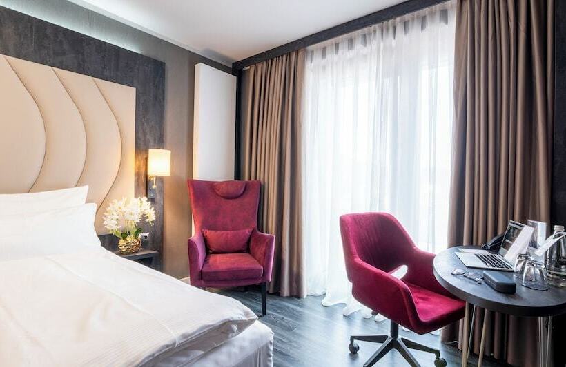 Номер Премиум, Plaza Premium Heidelberg