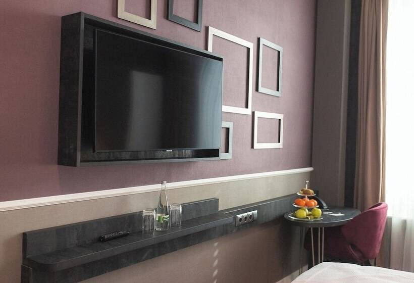 Трехместный Номер Премиум, Plaza Premium Heidelberg