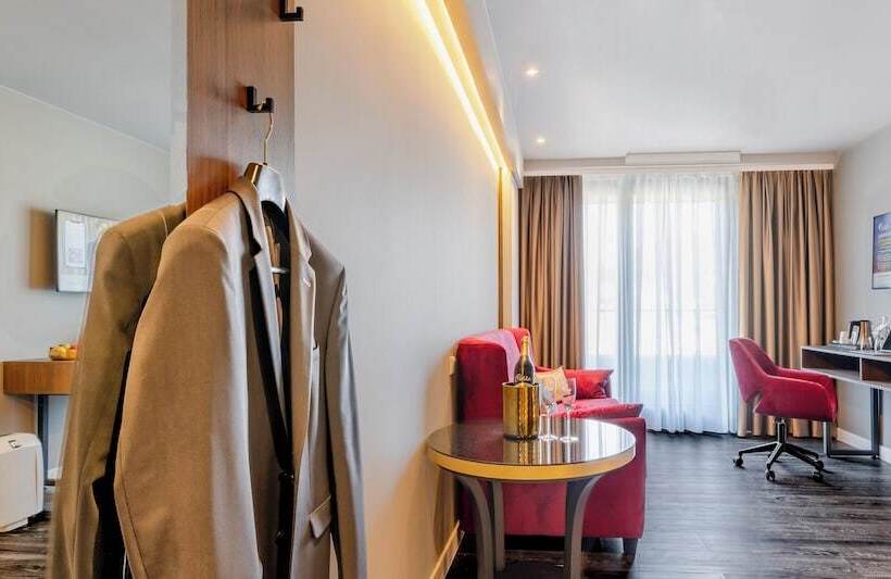 스위트, Plaza Premium Heidelberg