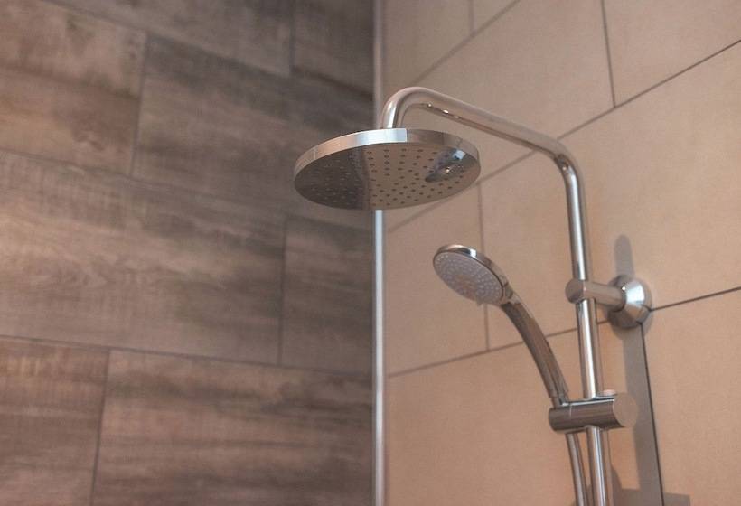 프리미엄 트리플 룸, Plaza Premium Heidelberg