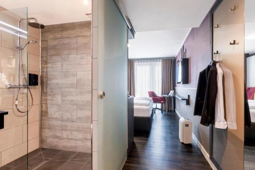 Premium room with view, Plaza Premium Heidelberg