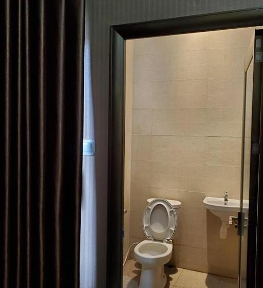 スタンダードルーム, Reddoorz Near Simpang Tujuh Kudus