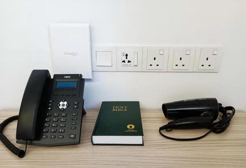 غرفة سوبيريور ثلاثية, Starlink