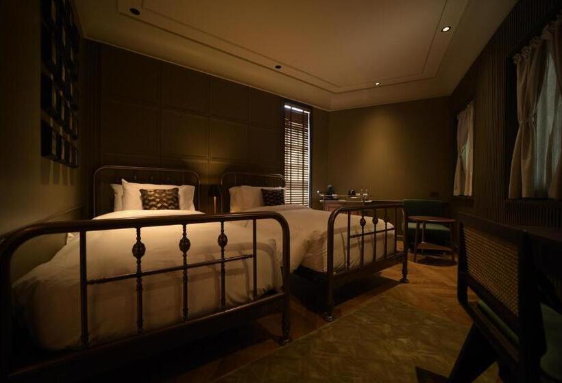 اتاق استاندارد, Verdigris