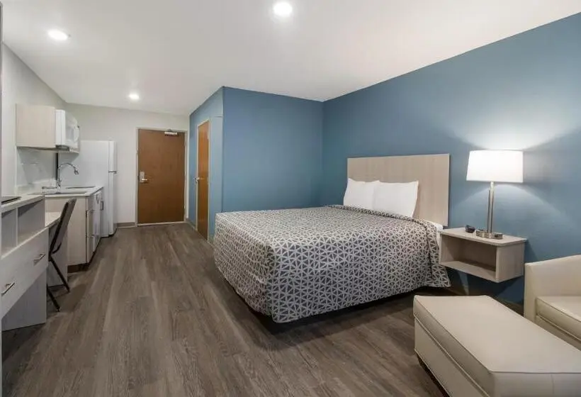 اتاق استاندارد با تخت دو نفره بزرگ برای معلولان, Woodspring Suites Concord Charlotte Speedway