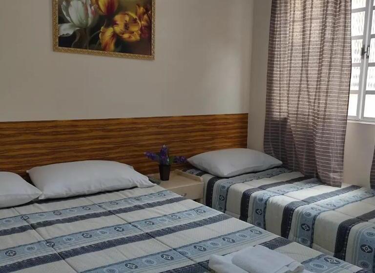 غرفة قياسية ثلاثية, Pousada Linda Borboleta